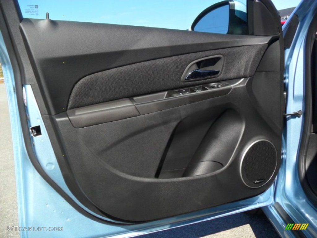 2012 Chevrolet Cruze LT/RS Jet Black Door Panel Photo #55695670