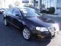 Deep Black - Passat Komfort Sedan Photo No. 1