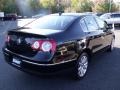 Deep Black - Passat Komfort Sedan Photo No. 3