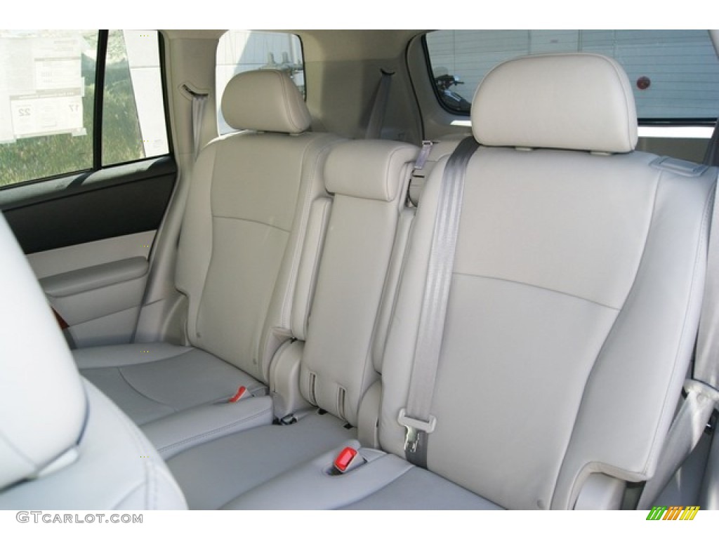 Ash Interior 2012 Toyota Highlander Limited 4WD Photo #55699451