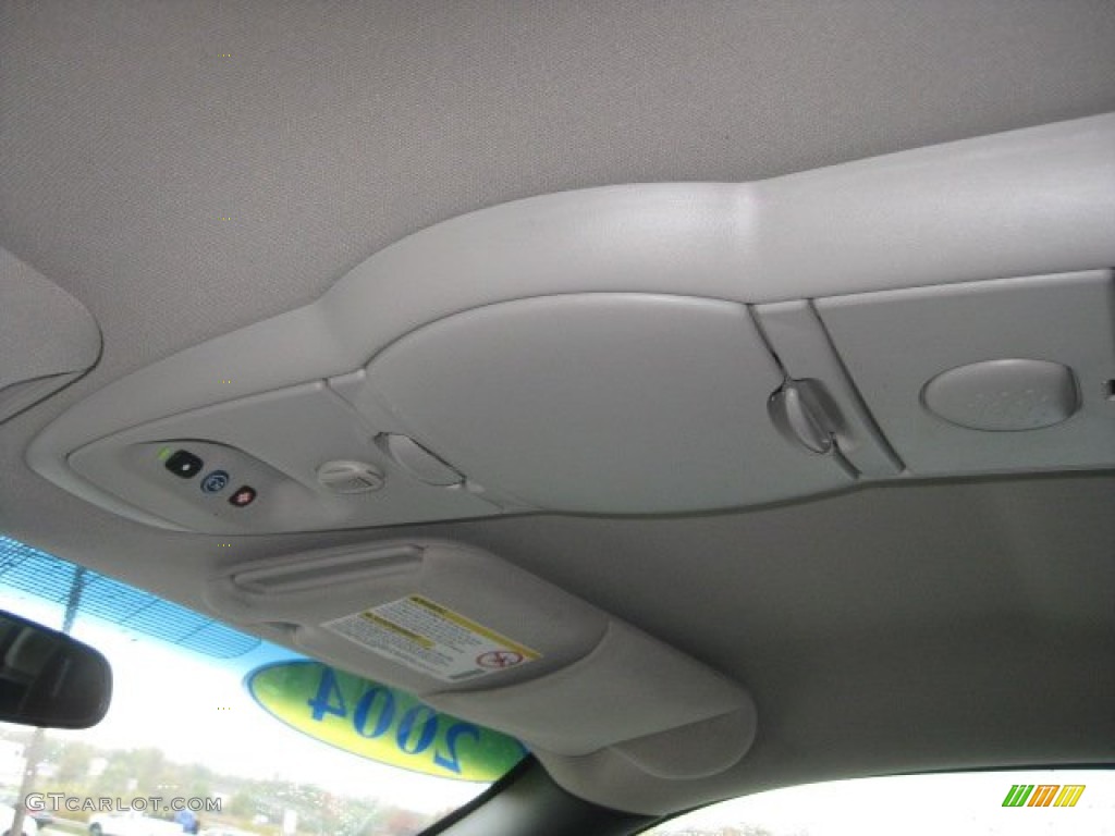 2004 Aztek AWD - Summit White / Dark Taupe photo #30