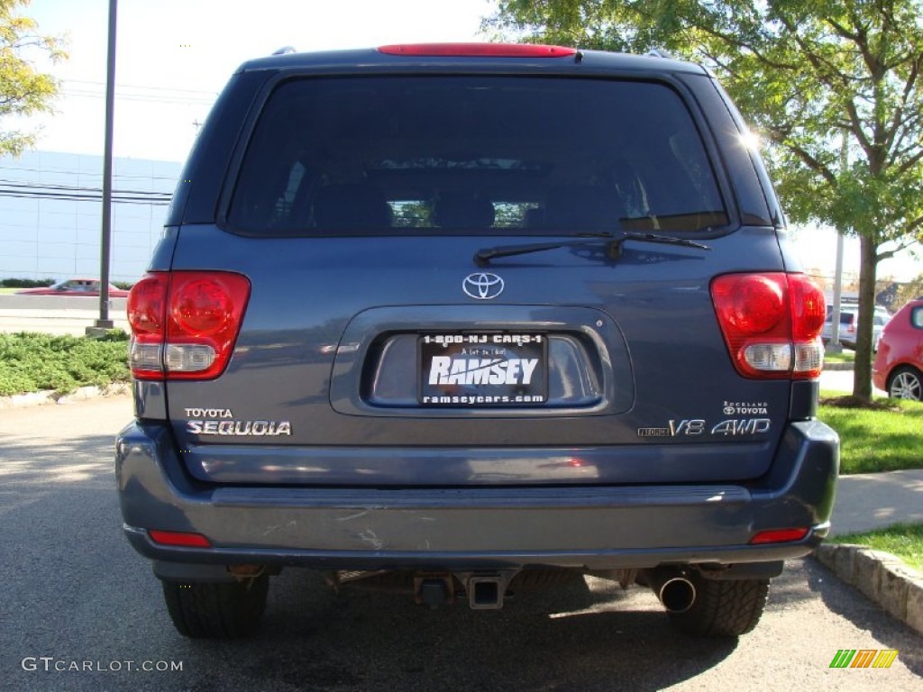 2005 Sequoia SR5 4WD - Blue Steel Metallic / Light Charcoal photo #6