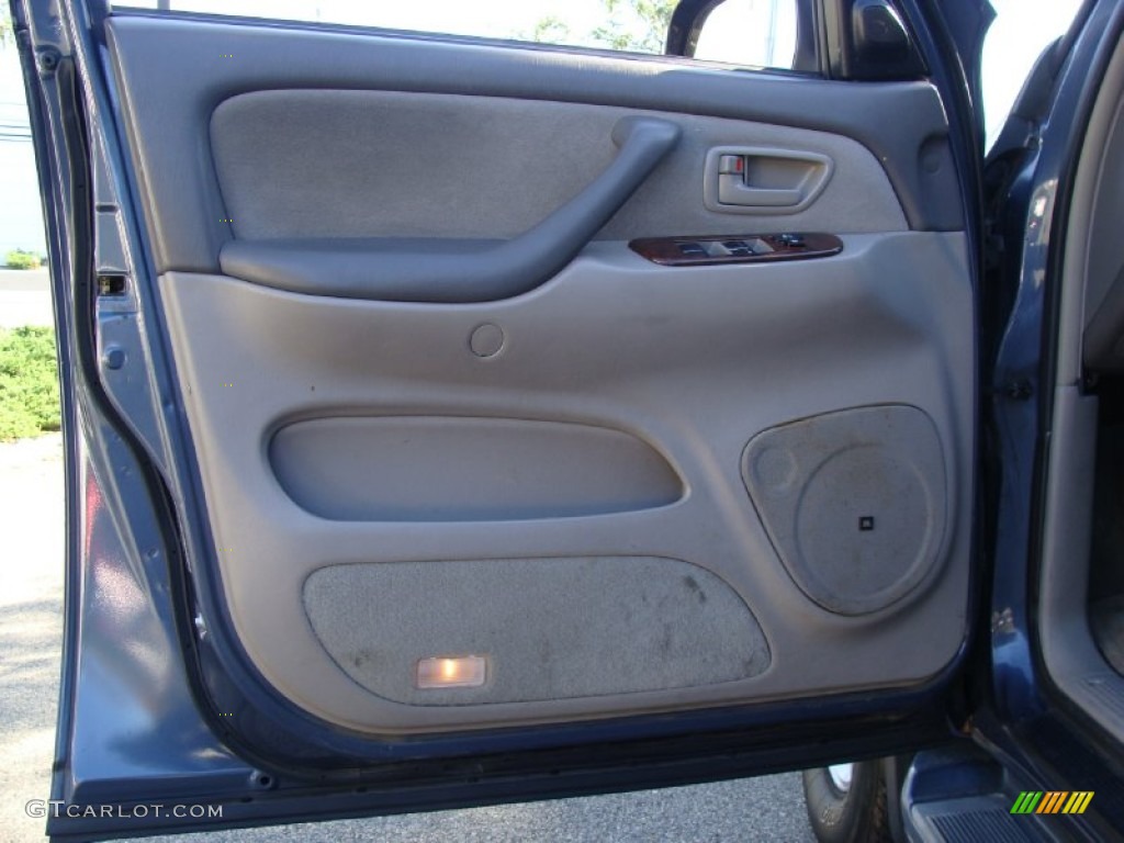 2005 Sequoia SR5 4WD - Blue Steel Metallic / Light Charcoal photo #10