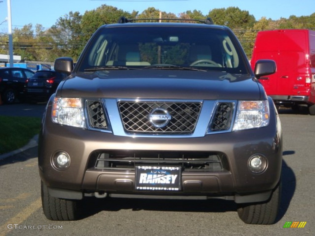 2008 Pathfinder SE 4x4 - Mocha / Cafe Latte photo #12