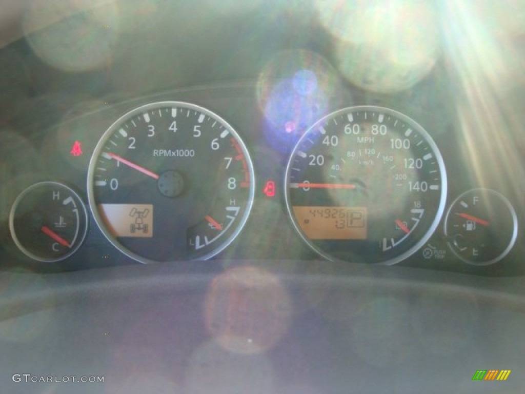 2008 Pathfinder SE 4x4 - Mocha / Cafe Latte photo #17