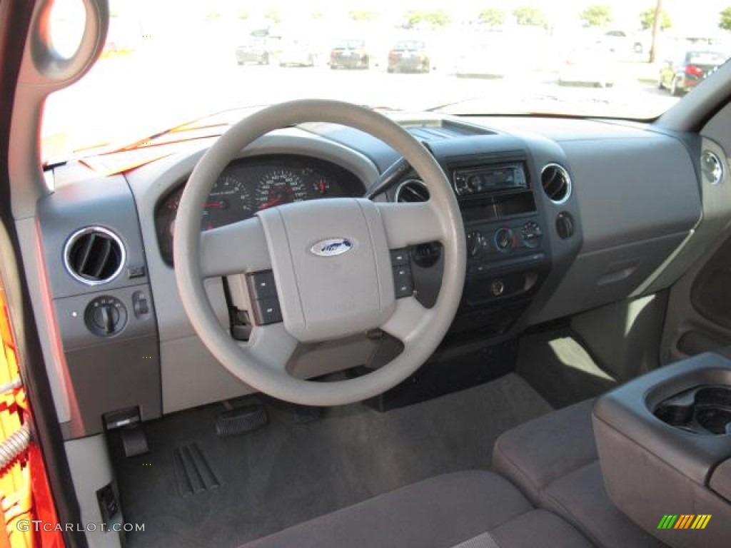 2004 F150 XLT SuperCab - Bright Red / Tan photo #18