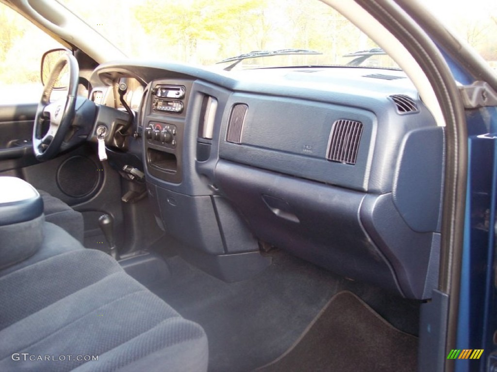 2002 Ram 1500 SLT Quad Cab 4x4 - Patriot Blue Pearlcoat / Dark Slate Gray photo #33