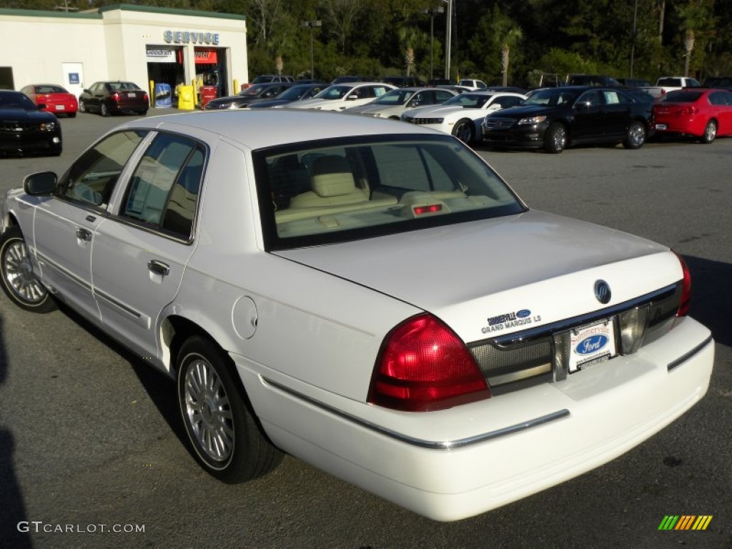 2006 Grand Marquis LS - Vibrant White / Light Camel photo #15