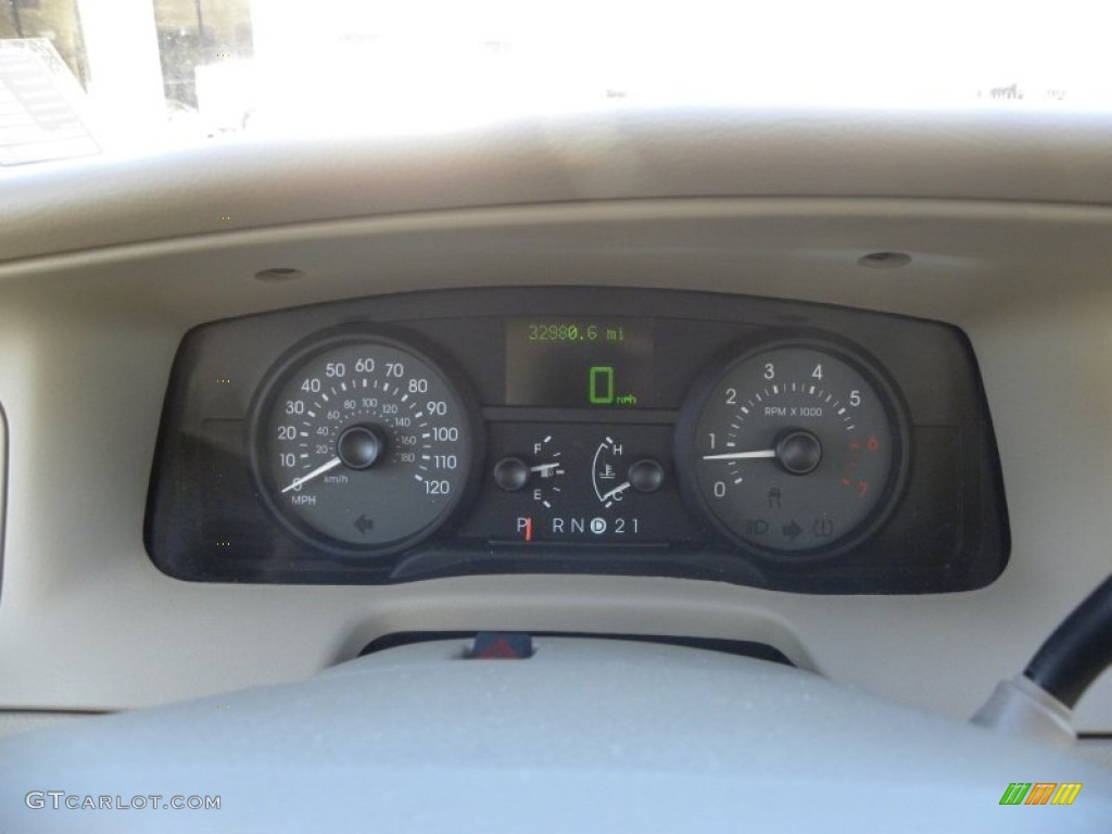 2006 Grand Marquis LS - Vibrant White / Light Camel photo #24