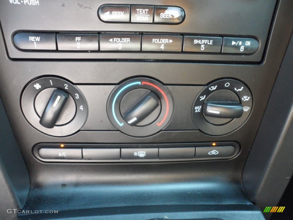 2008 Ford Mustang Shelby GT Coupe Controls Photo #55707710