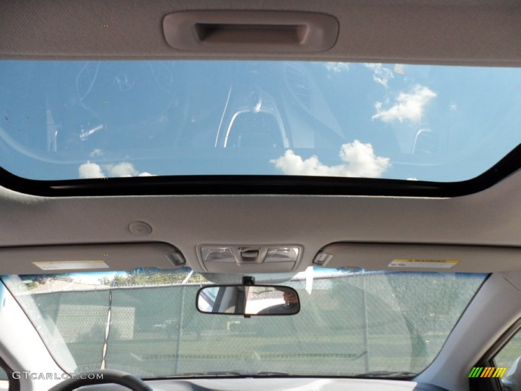 2012 Elantra Limited - Shimmering Silver / Gray photo #26