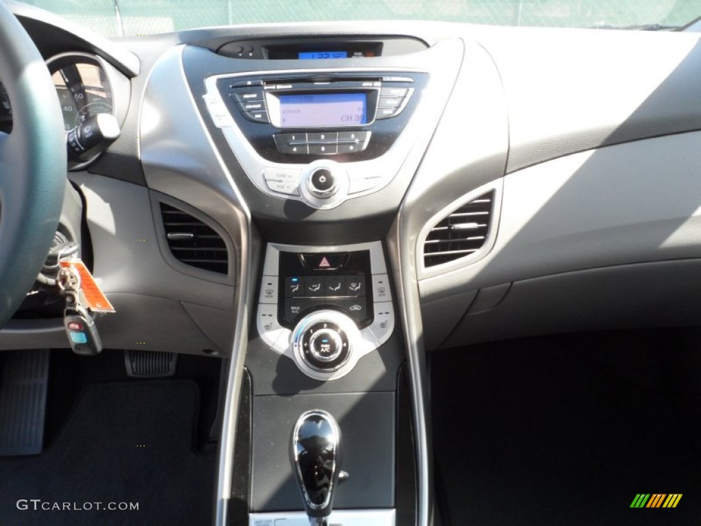 2012 Hyundai Elantra Limited Controls Photo #55708427