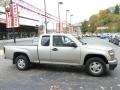 Platinum Silver Metallic - i-Series Truck i-290 S Extended Cab Photo No. 5