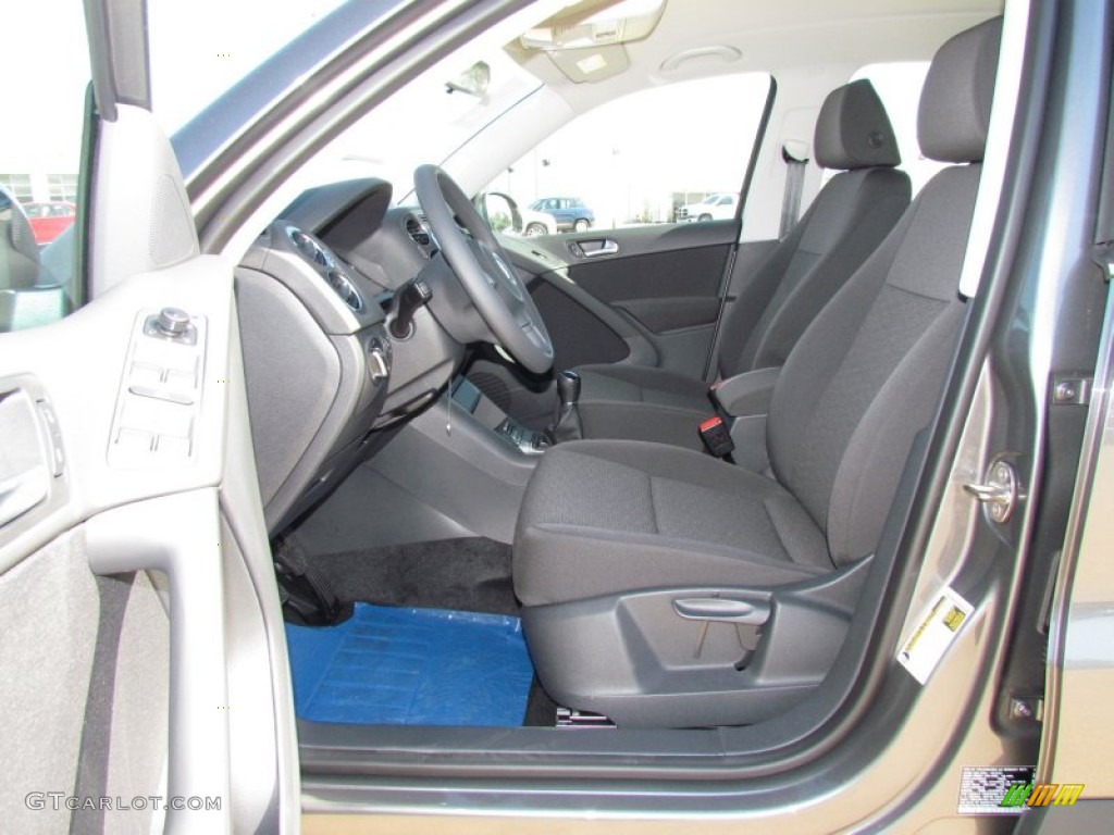 Black Interior 2012 Volkswagen Tiguan S Photo #55711184