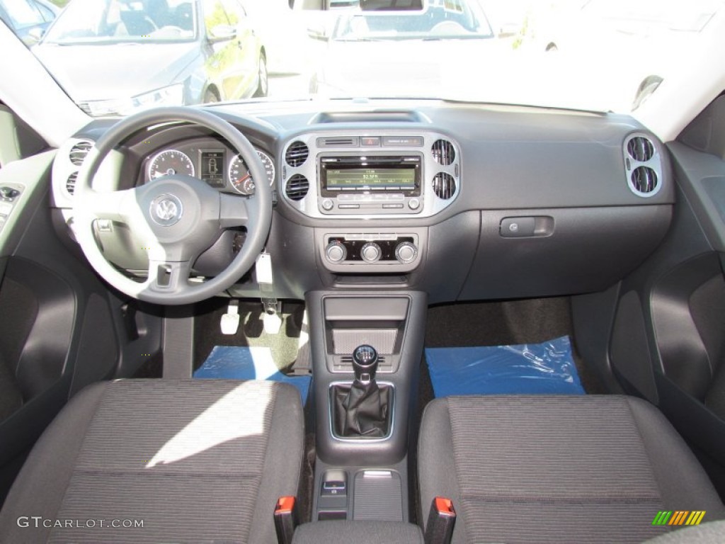 2012 Tiguan S - Deep Black Metallic / Black photo #5