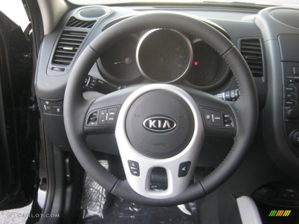 2012 Kia Soul + Black Soul Logo Cloth Steering Wheel Photo #55711867