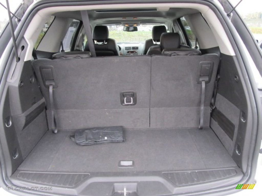 2009 Saturn Outlook XR AWD Trunk Photos