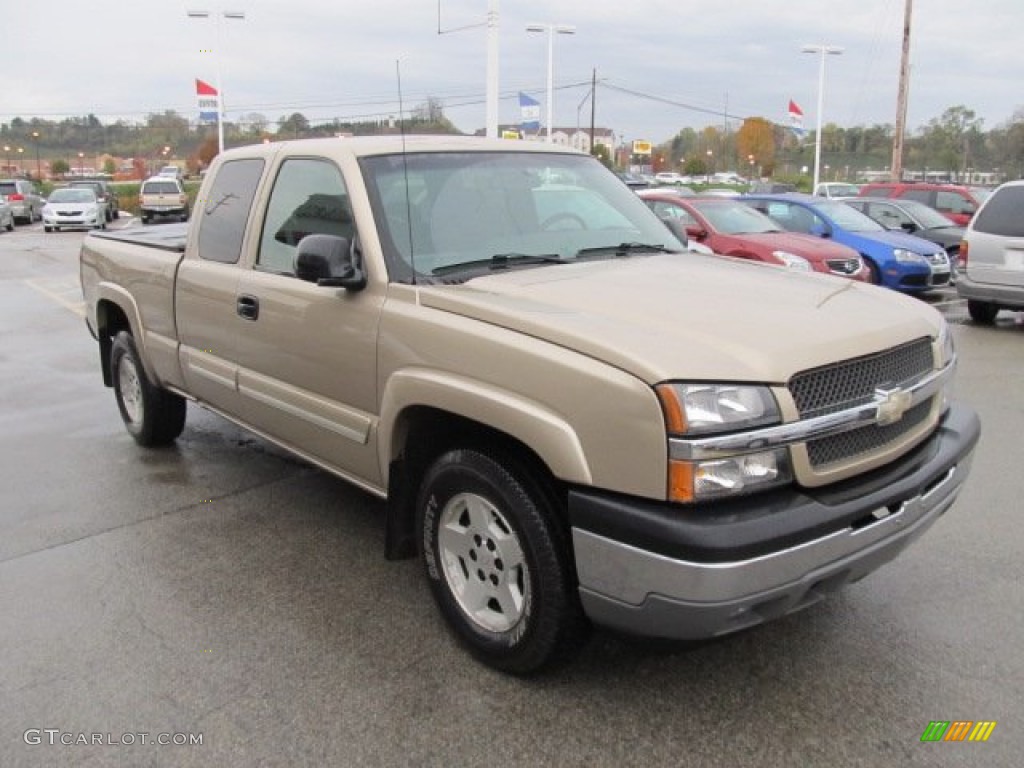 2005 Silverado 1500 Z71 Extended Cab 4x4 - Sandstone Metallic / Dark Charcoal photo #10