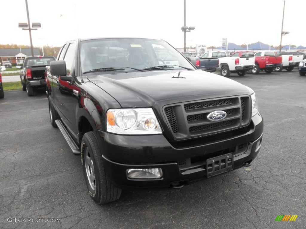 2005 F150 STX SuperCab 4x4 - Black / Medium Flint Grey photo #2