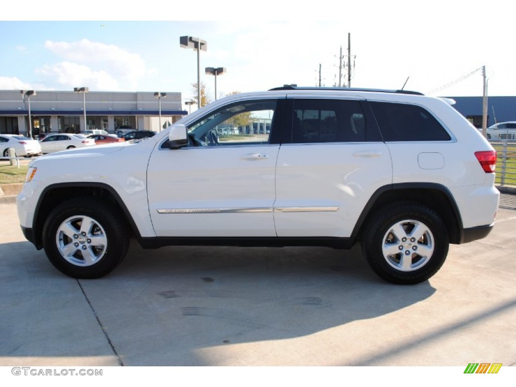 2011 Grand Cherokee Laredo - Stone White / Dark Graystone/Medium Graystone photo #7