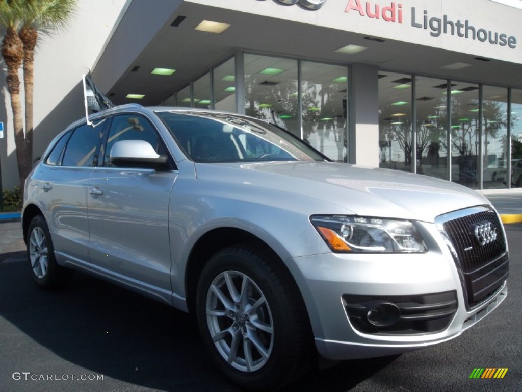 2009 Q5 3.2 Premium quattro - Ice Silver Metallic / Black photo #1