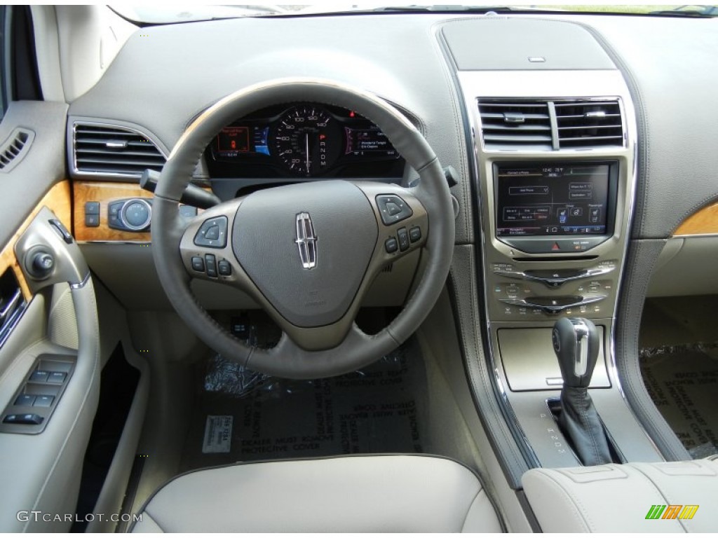 2012 Lincoln MKX FWD Medium Light Stone Dashboard Photo #55719265