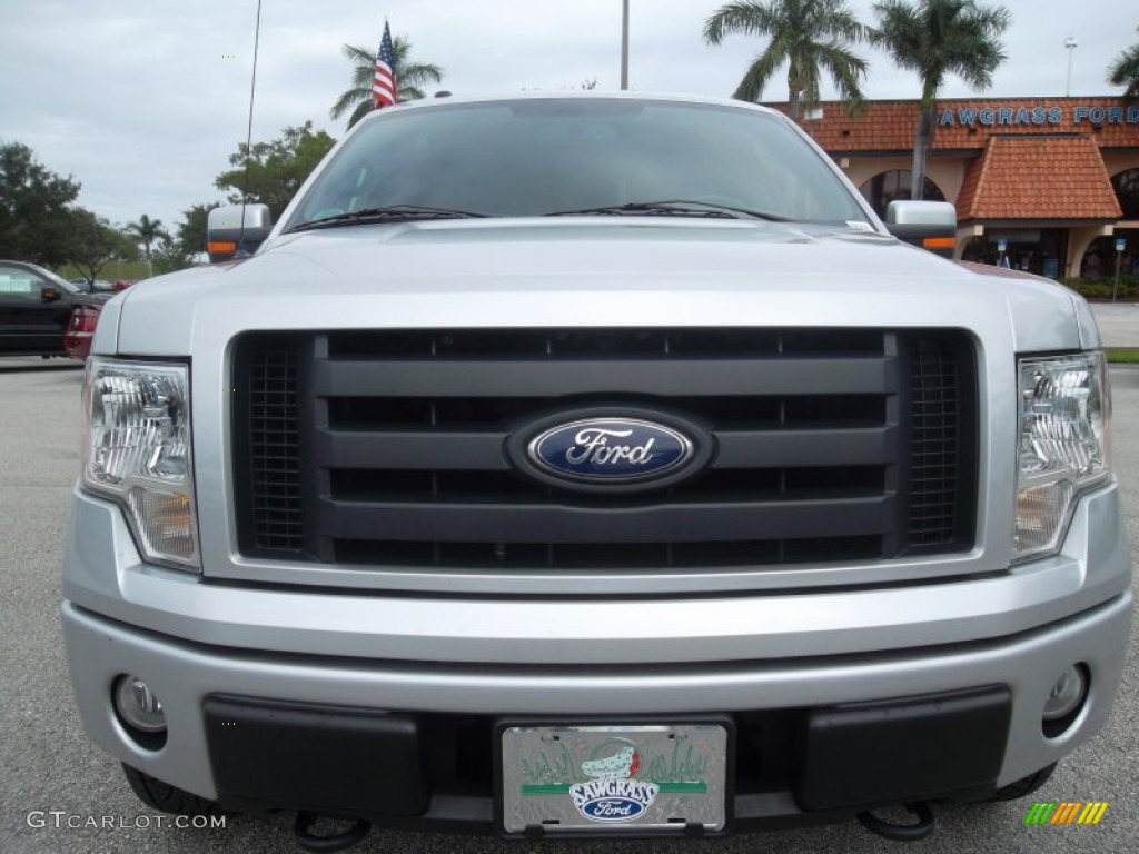 2010 F150 FX4 SuperCrew 4x4 - Ingot Silver Metallic / Black photo #15