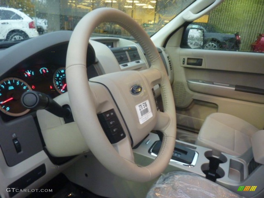 2012 Escape XLT V6 4WD - Blue Flame Metallic / Camel photo #17