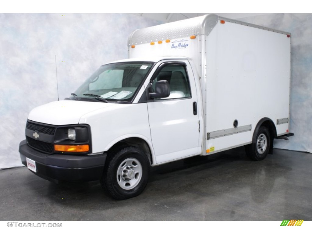 2008 Express Cutaway 3500 Commercial Moving Van - Summit White / Gray photo #1
