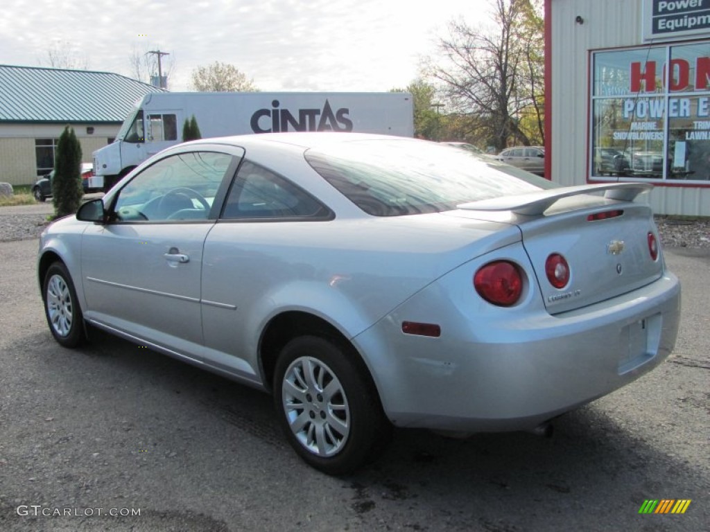 2010 Cobalt LT Coupe - Silver Ice Metallic / Gray photo #2