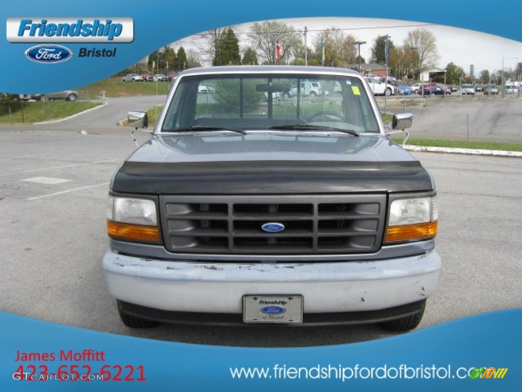 1995 F150 XL Regular Cab - Light Opal Metallic / Gray photo #3