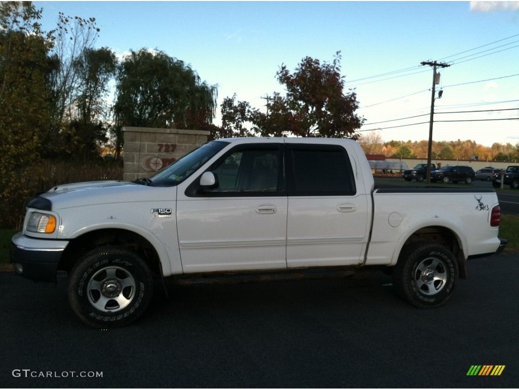 2001 F150 XLT SuperCrew 4x4 - Oxford White / Medium Parchment photo #1