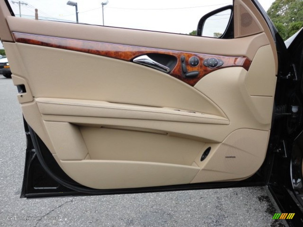 2009 Mercedes-Benz E 350 4Matic Sedan Cashmere Door Panel Photo #55728498