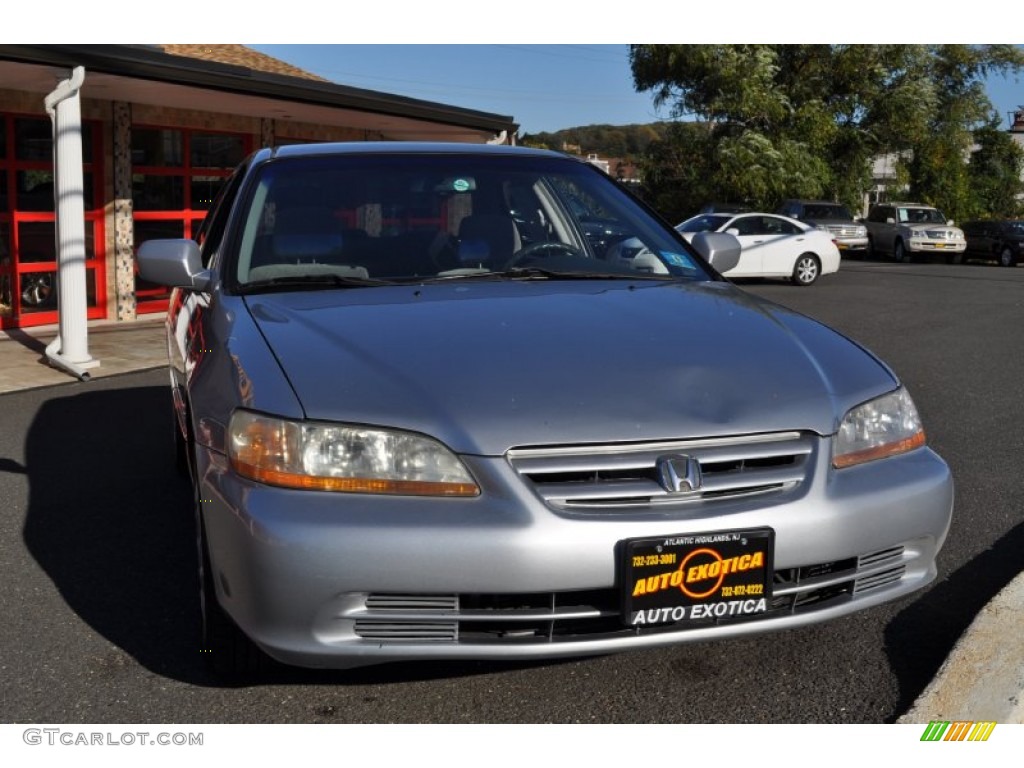 2002 Accord LX Sedan - Satin Silver Metallic / Quartz Gray photo #3