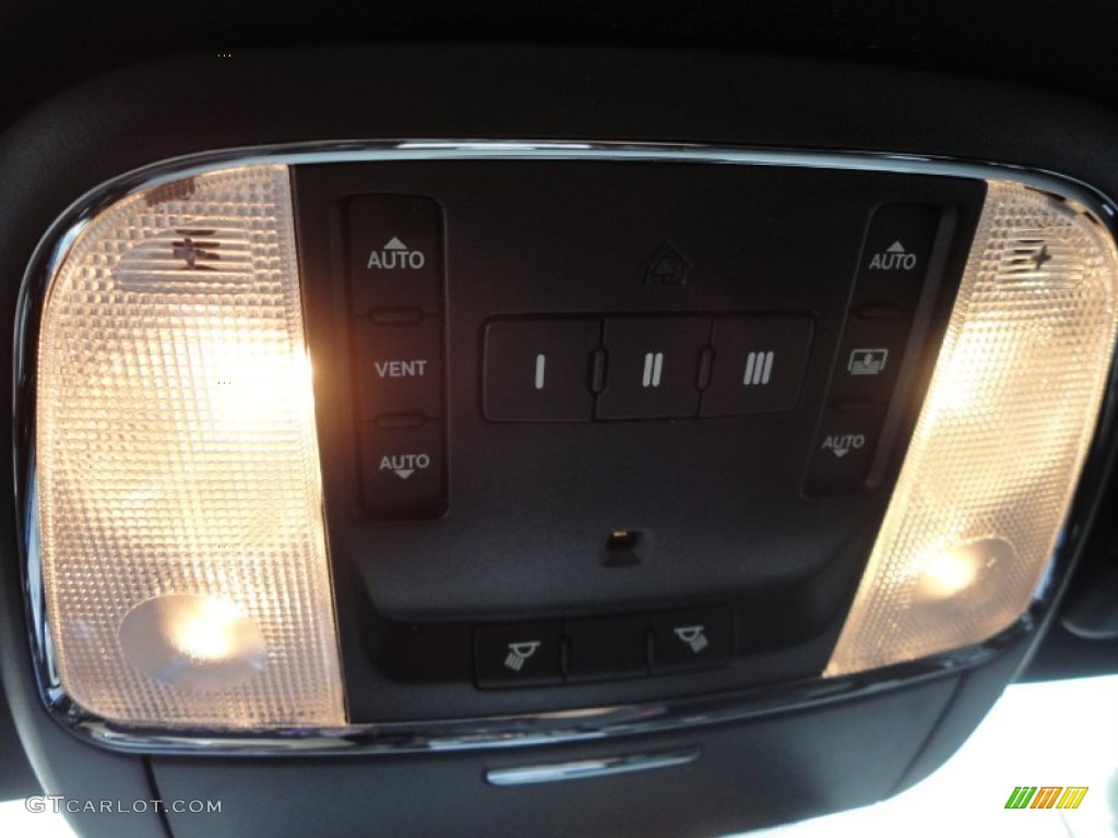 2012 Chrysler 300 SRT8 Controls Photo #55733805