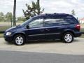 Midnight Blue Pearl - Caravan SXT Photo No. 8