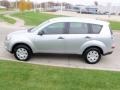 Cool Silver Metallic - Outlander ES Photo No. 4
