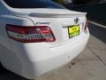 Super White - Camry LE Photo No. 20