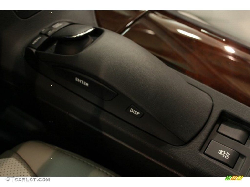 2010 Lexus RX 450h Hybrid Controls Photo #55738629