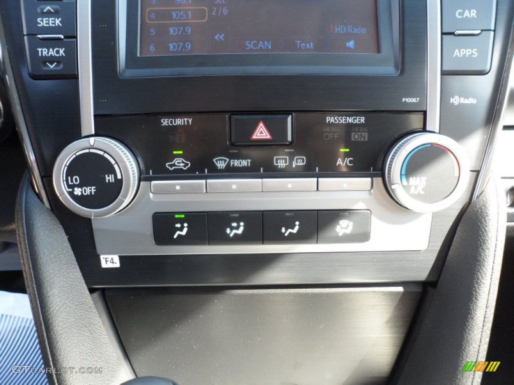 2012 Toyota Camry SE V6 Controls Photo #55739598