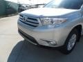 Classic Silver Metallic - Highlander  Photo No. 10