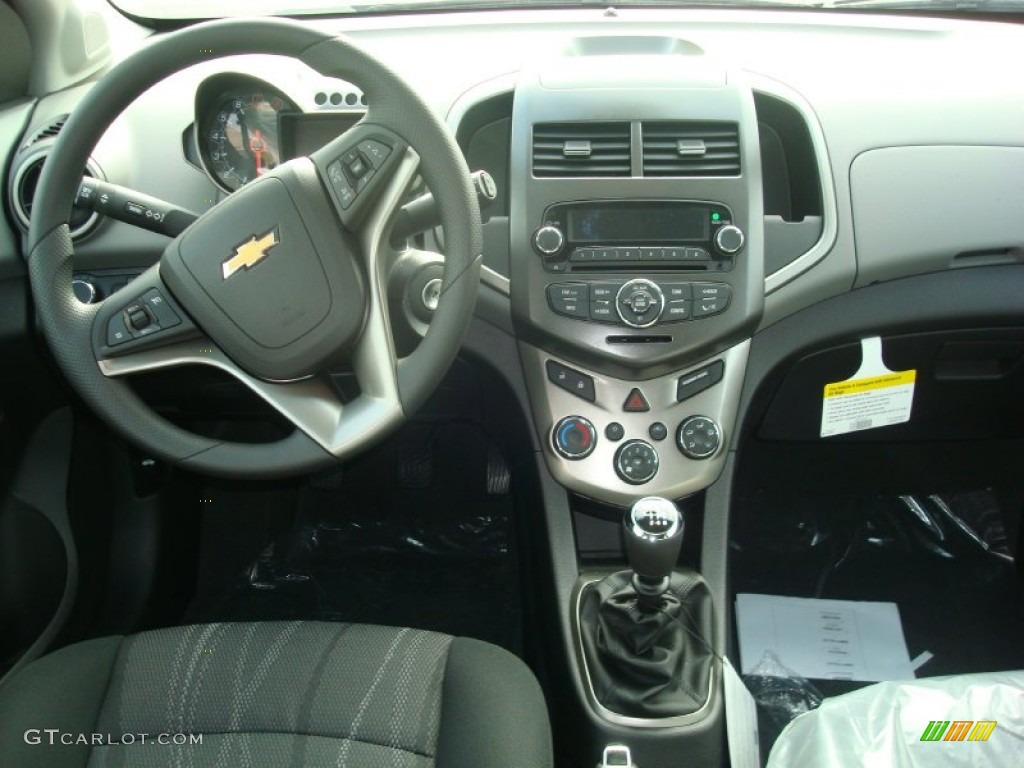 2012 Chevrolet Sonic LT Hatch Jet Black/Dark Titanium Dashboard Photo #55740537