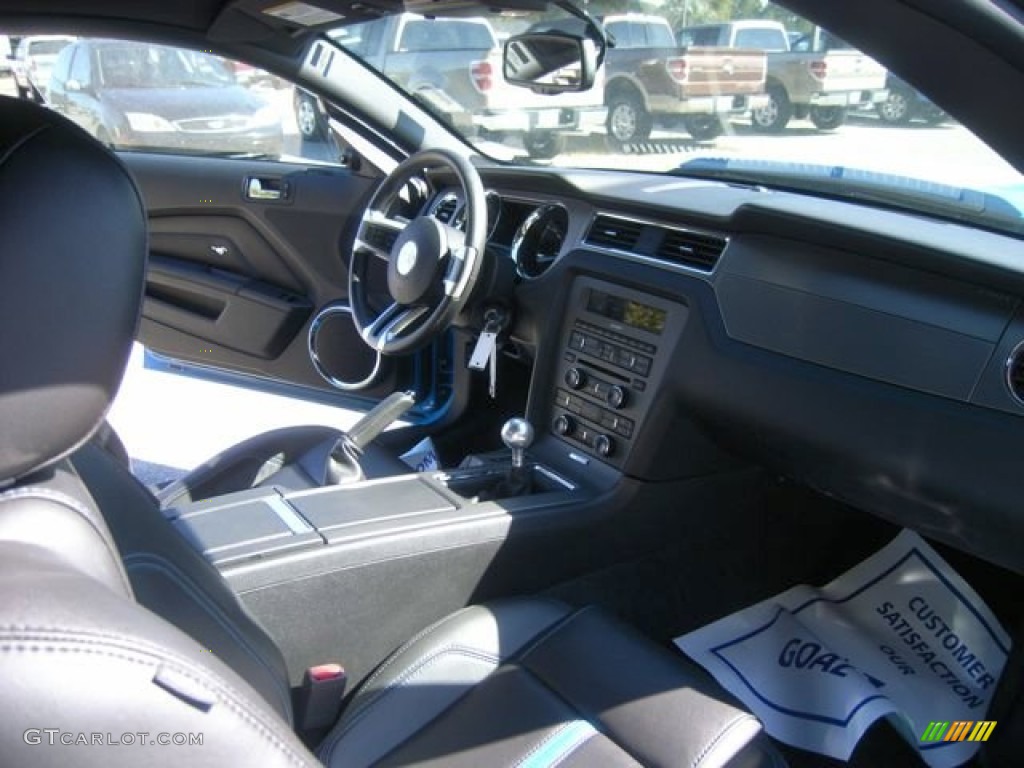 2010 Mustang GT Premium Coupe - Grabber Blue / Charcoal Black/Grabber Blue photo #32