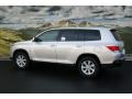 2012 Classic Silver Metallic Toyota Highlander V6 4WD  photo #3