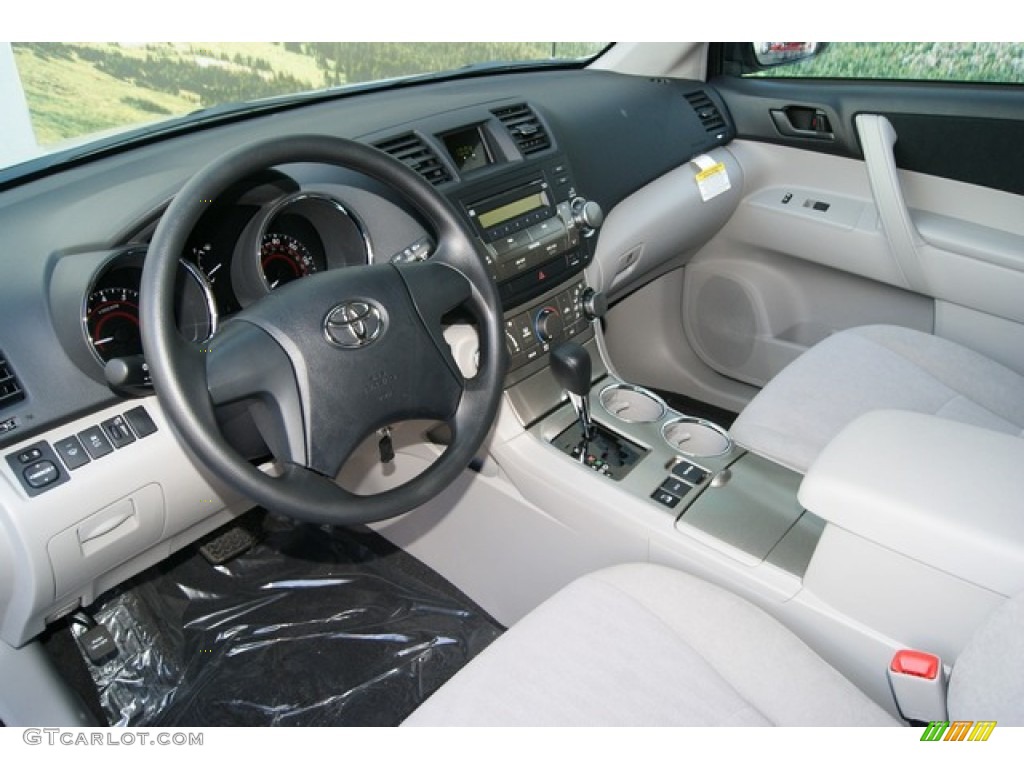Ash Interior 2012 Toyota Highlander V6 4WD Photo #55742988