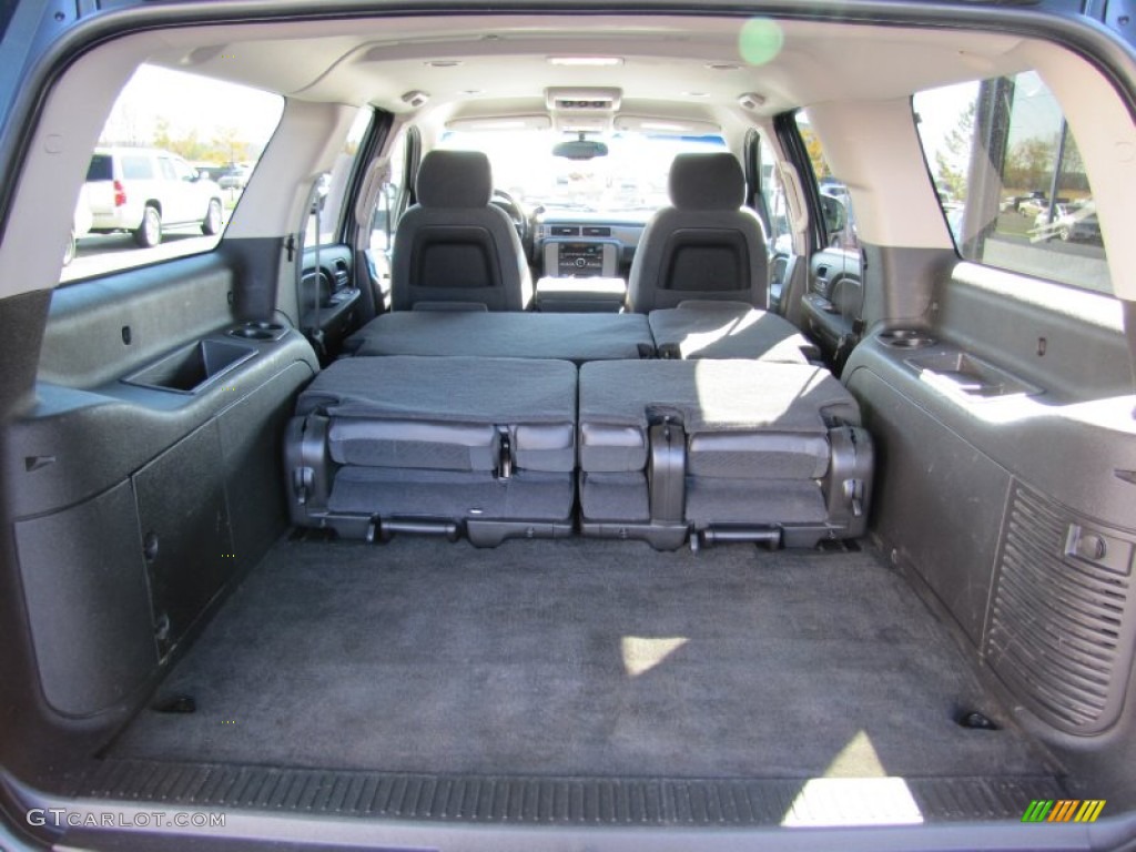 2008 Chevrolet Suburban 1500 LS 4x4 Trunk Photo #55744311
