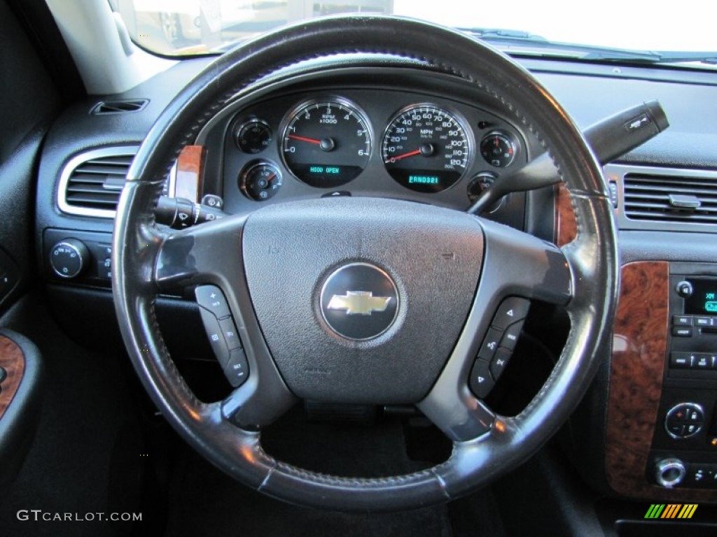 2007 Chevrolet Avalanche LTZ 4WD Ebony Steering Wheel Photo #55744746