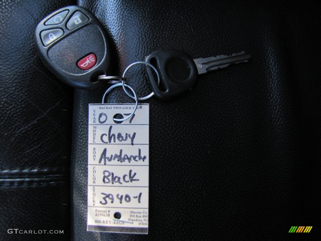 2007 Chevrolet Avalanche LTZ 4WD Keys Photo #55745050