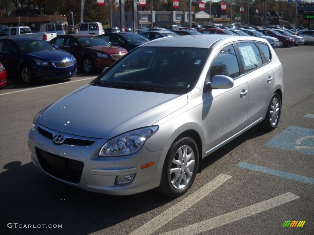 2009 Elantra Touring - Quicksilver / Black photo #7