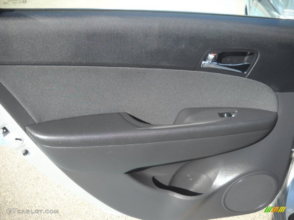 2009 Elantra Touring - Quicksilver / Black photo #12